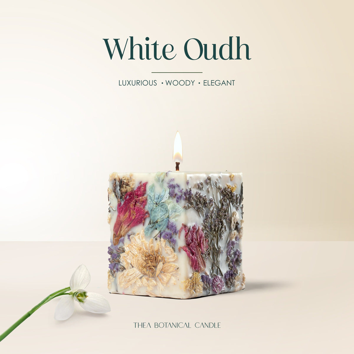FLORA SQUARE White Oudh botanical candle